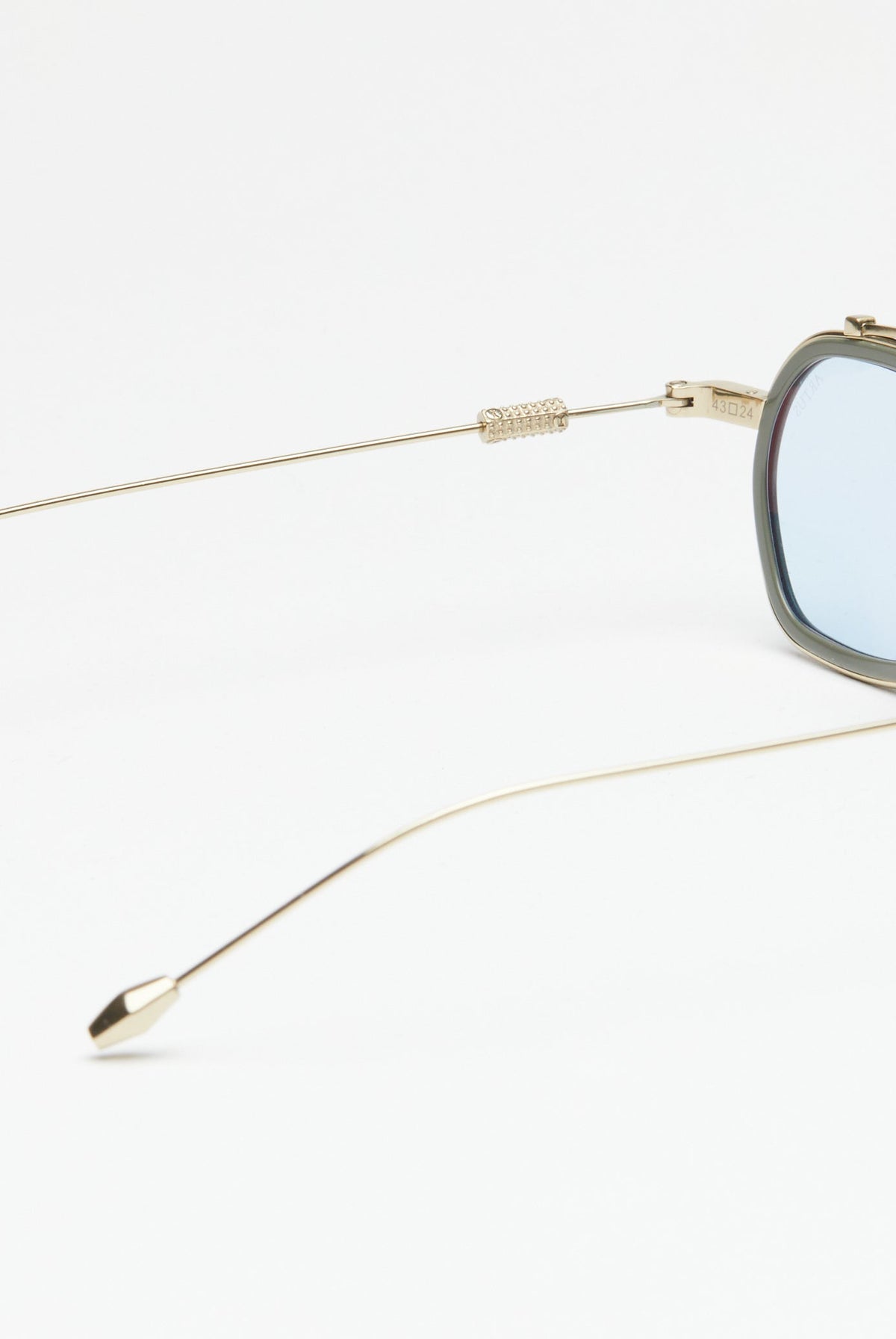 Artus DAN Bronze / Concrete titanium and acetate sunglasses — side view