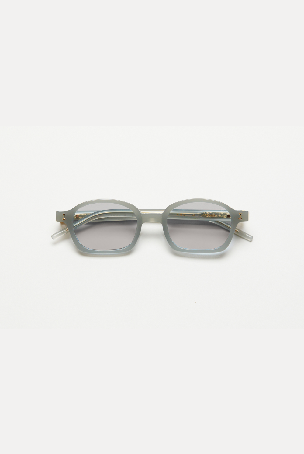 Artus AMO Milky Grey acetate sunglasses — Light Grey, front view