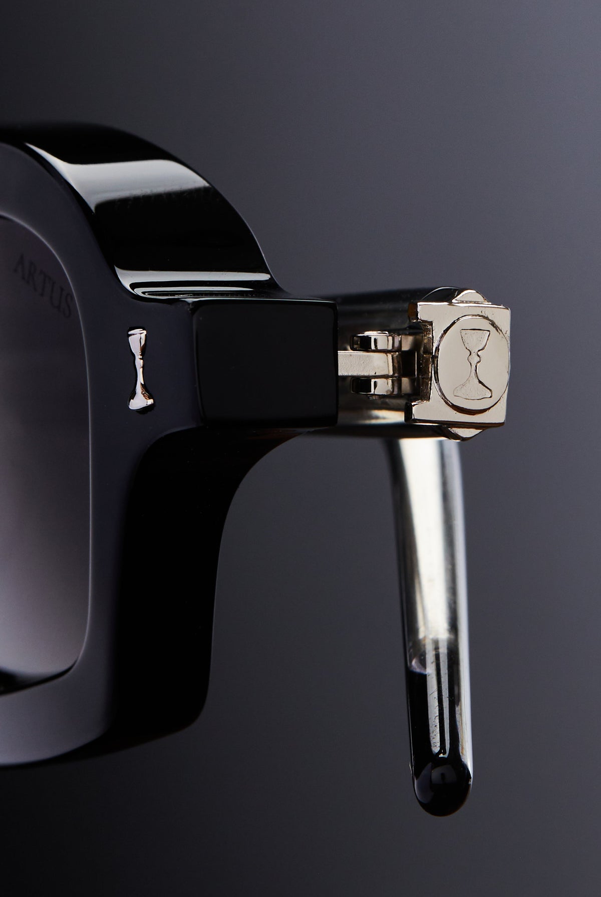 Artus SKYCAPTAIN Piano acetate sunglasses — Dark Blue, side view