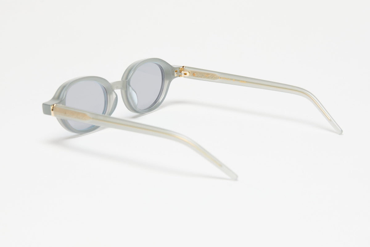 Artus CJ Milky Grey acetate sunglasses — Light Grey, temple detail