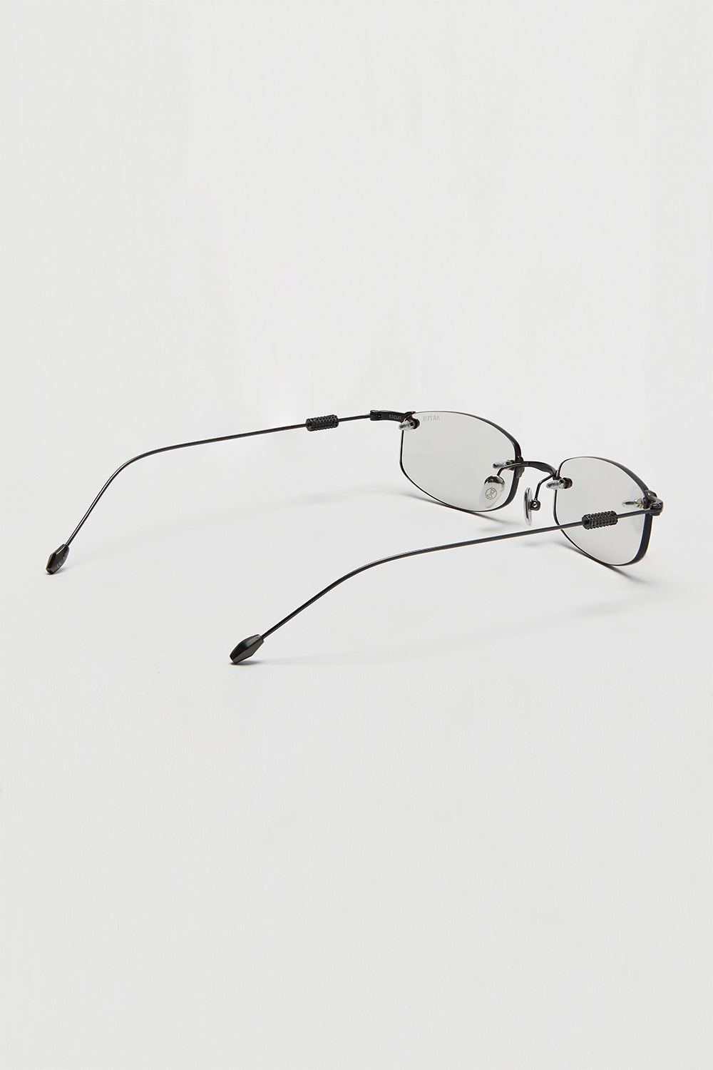 Artus ARI GunMetal titanium sunglasses, size S — temple detail